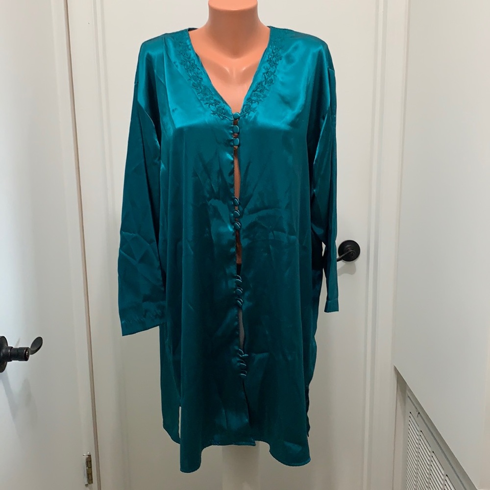 Solange Satin Robe button size 14 16